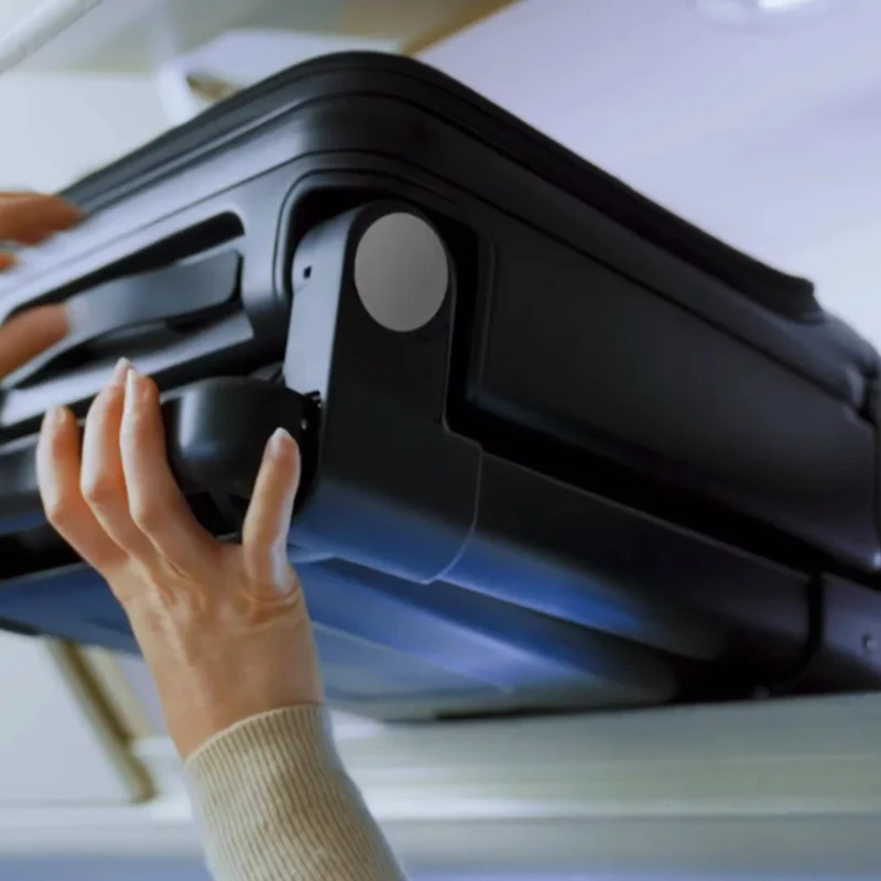 Wózek podróżny TernX używany podczas podróży lotniczej