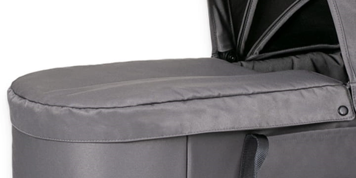 Osłonka na nóżki w gondoli X-lander X-Nest