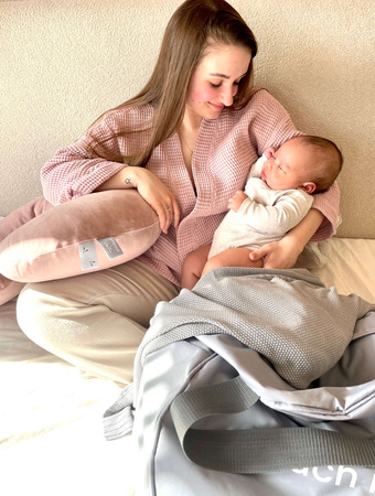 piapimo poduszka do karmienia z wkładem wodoodpornym